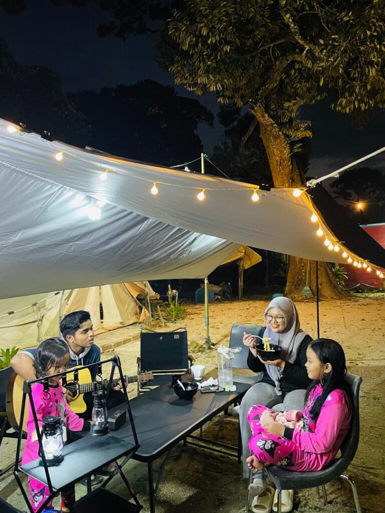 10 Glamping TERBAIK Malaysia