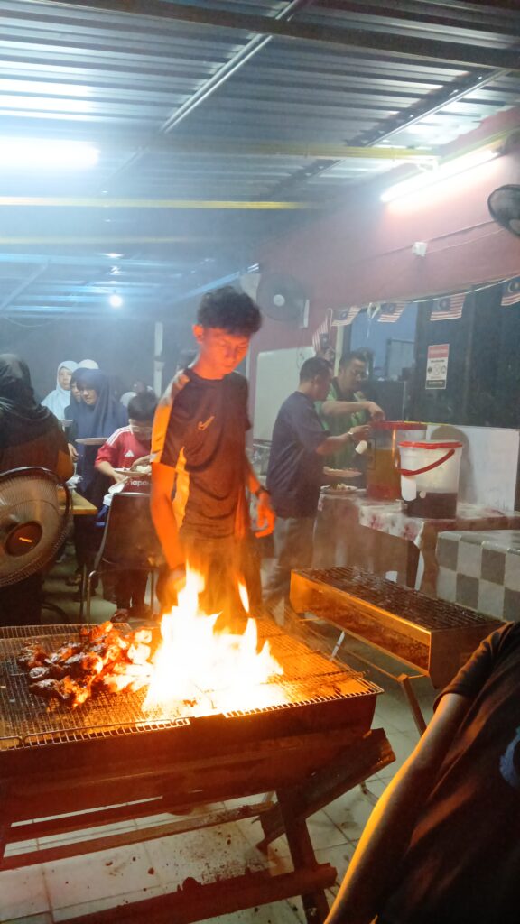 10 Glamping TERBAIK Malaysia